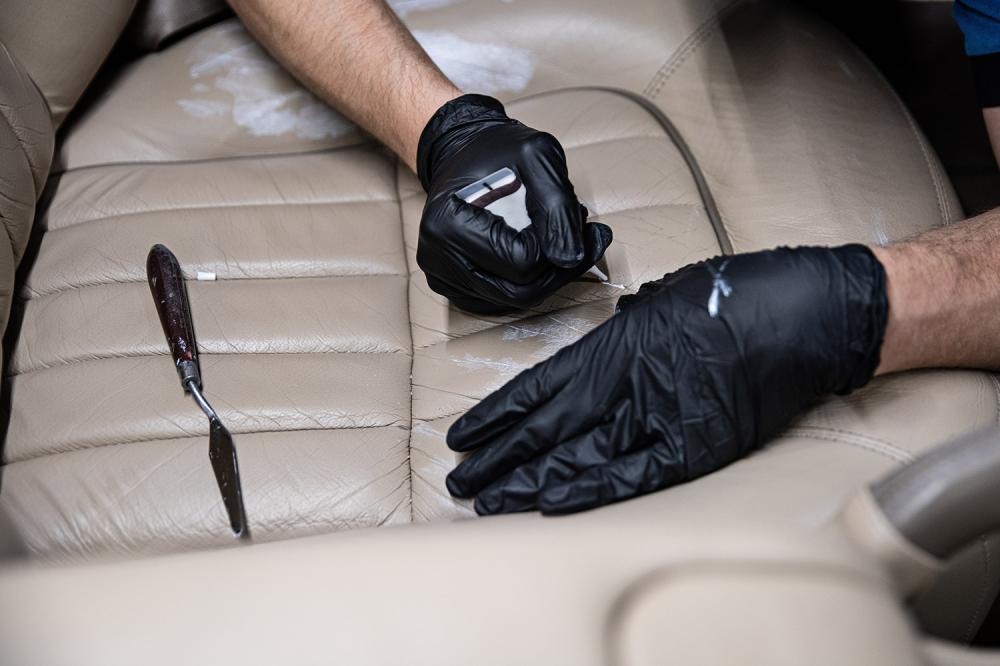 Réparation des cuirs auto à Fontanes