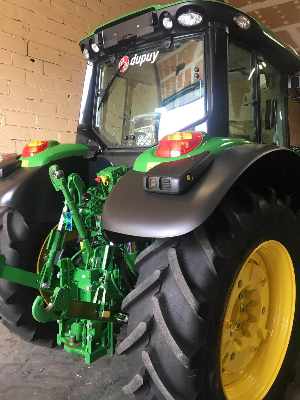 Nettoyage engins agricole à Fontanes
